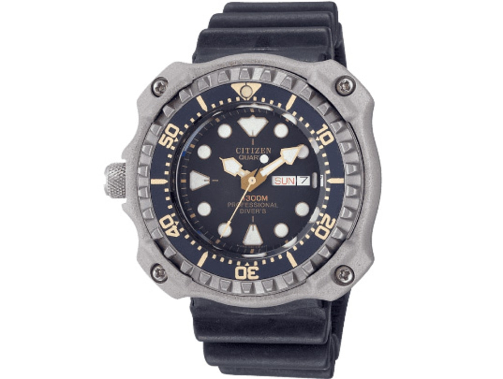 Citizen watch with black dial and rubber strap, professional diver's watch