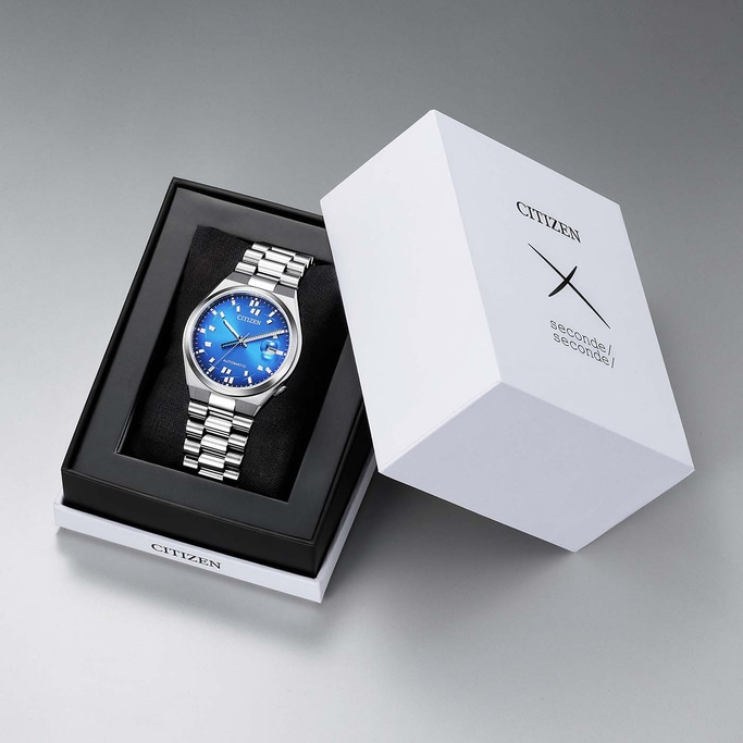 NJ0157_81L_BOX_open_re